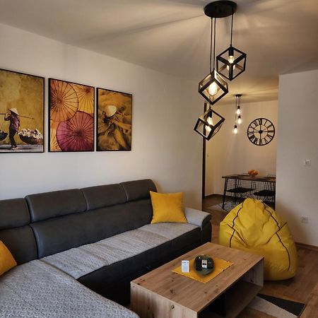 Adriatic Apartment Бар Екстериор снимка