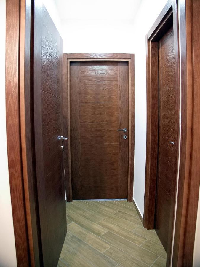 Adriatic Apartment Бар Екстериор снимка