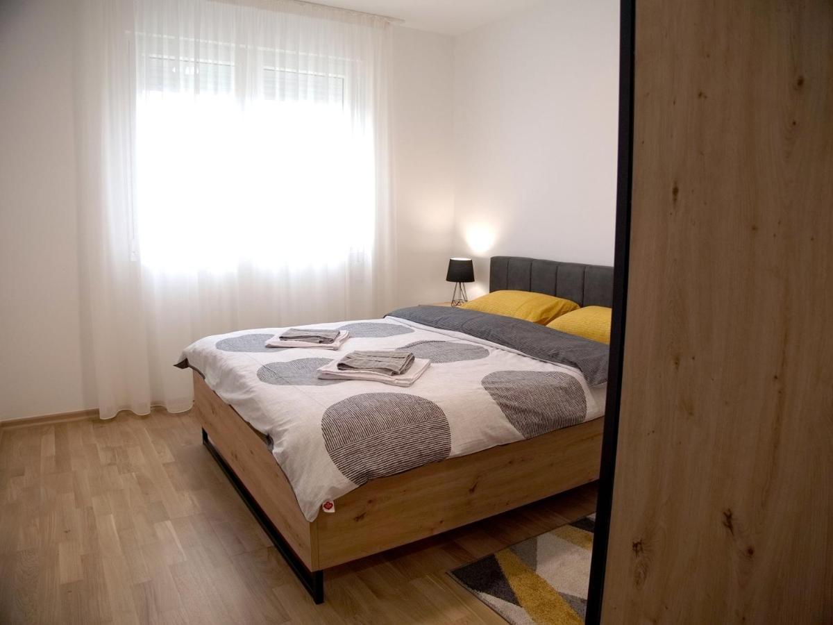 Adriatic Apartment Бар Екстериор снимка