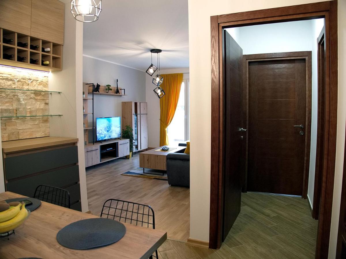 Adriatic Apartment Бар Екстериор снимка
