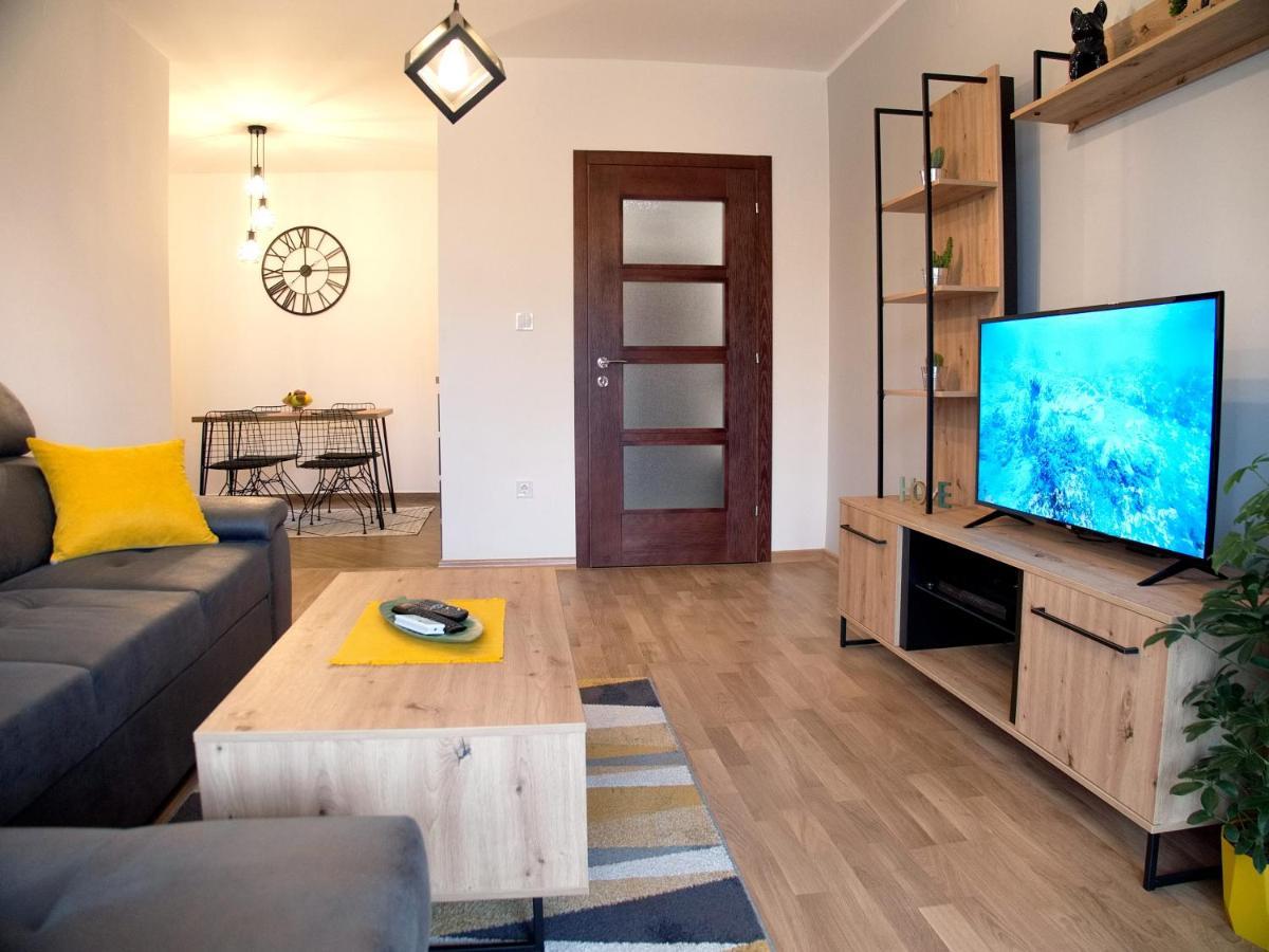 Adriatic Apartment Бар Екстериор снимка