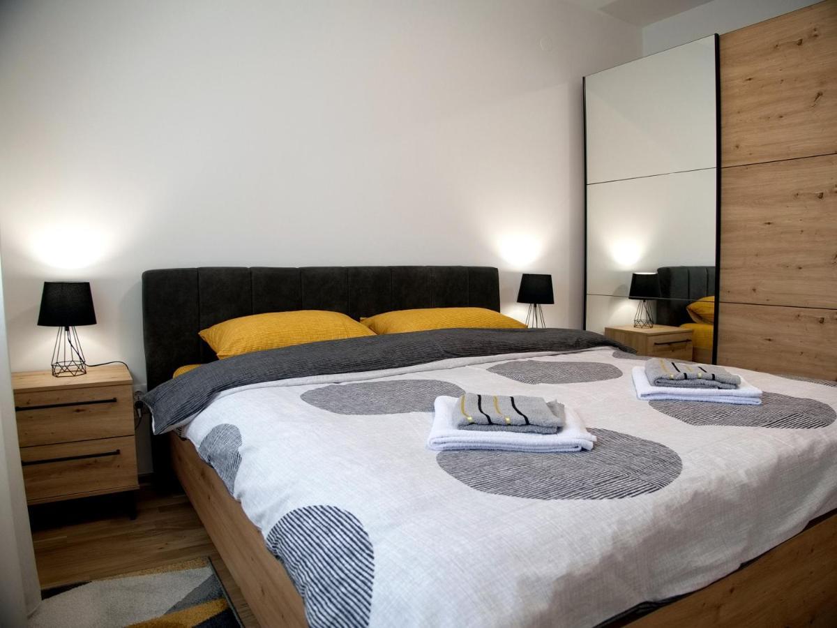 Adriatic Apartment Бар Екстериор снимка