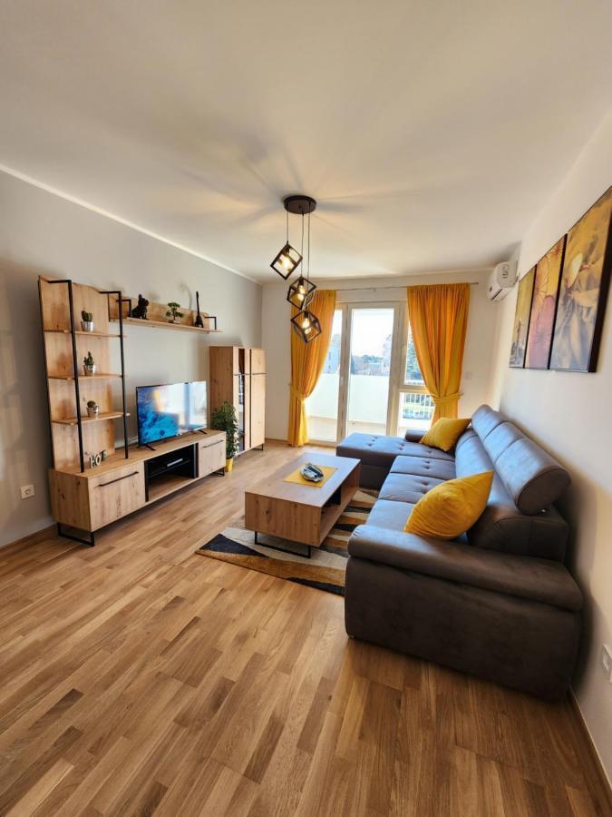 Adriatic Apartment Бар Екстериор снимка
