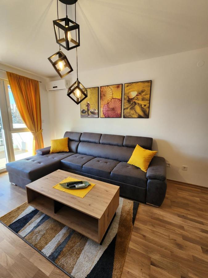 Adriatic Apartment Бар Екстериор снимка
