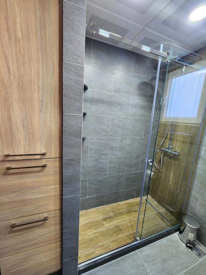 Adriatic Apartment Бар Екстериор снимка